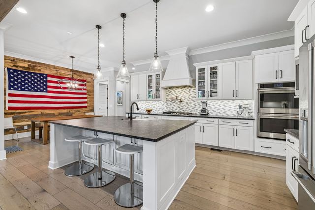 5912 Pinewood Rd, Franklin, TN 37064