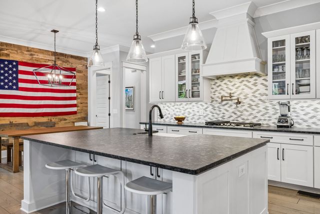 5912 Pinewood Rd, Franklin, TN 37064