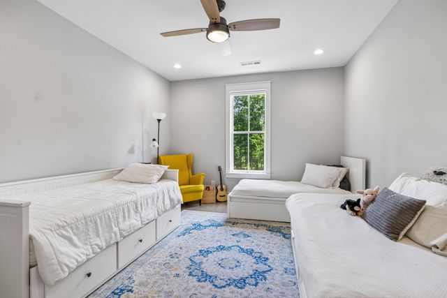 5912 Pinewood Rd, Franklin, TN 37064