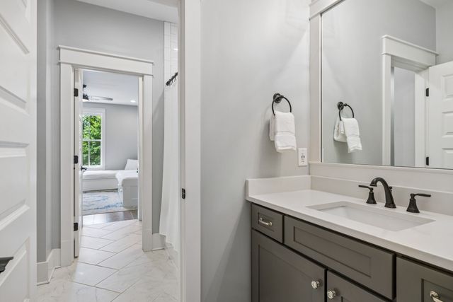 5912 Pinewood Rd, Franklin, TN 37064