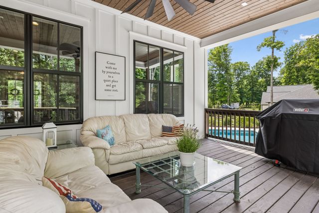 5912 Pinewood Rd, Franklin, TN 37064