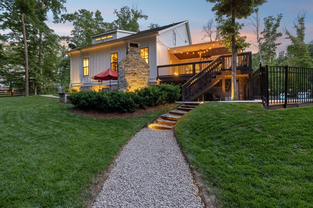 5912 Pinewood Rd, Franklin, TN 37064