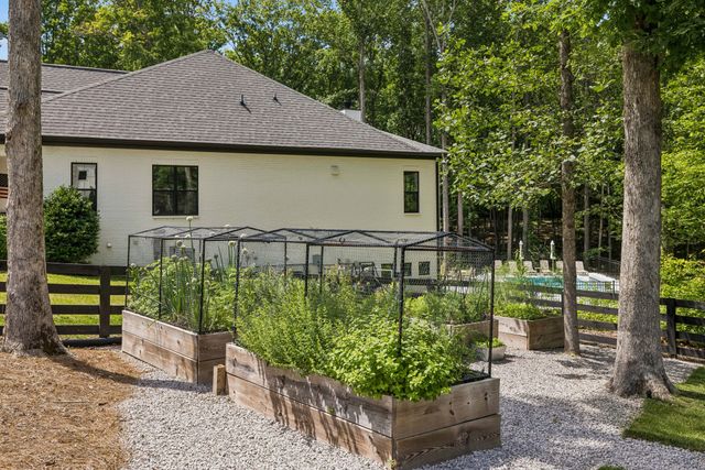 5912 Pinewood Rd, Franklin, TN 37064