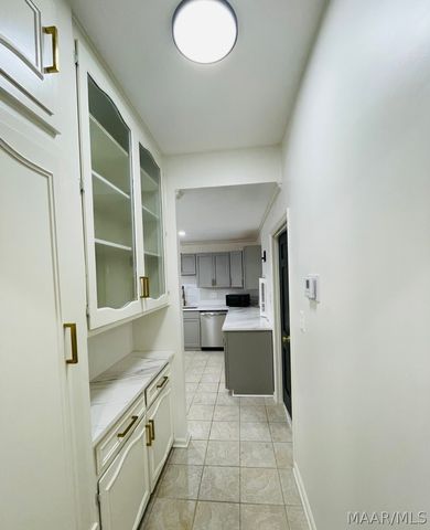 2712 Lansdowne Drive, Montgomery, AL 36111