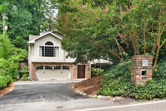 561 Noelton Drive, Knoxville, TN 37919