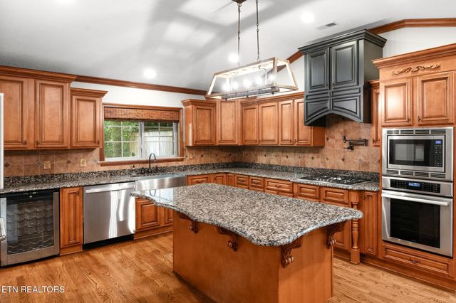 561 Noelton Drive, Knoxville, TN 37919