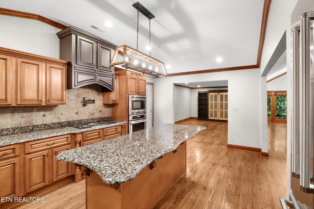 561 Noelton Drive, Knoxville, TN 37919