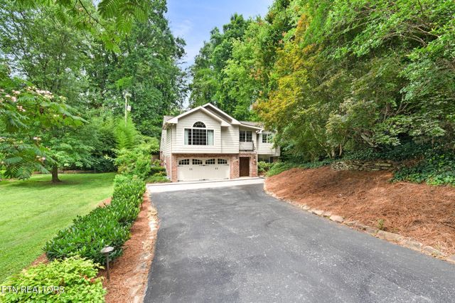 561 Noelton Drive, Knoxville, TN 37919