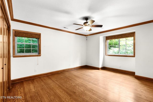 561 Noelton Drive, Knoxville, TN 37919