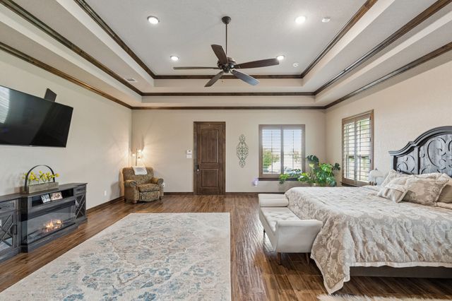2009 Lakeshore Drive, Cleburne, TX 76033
