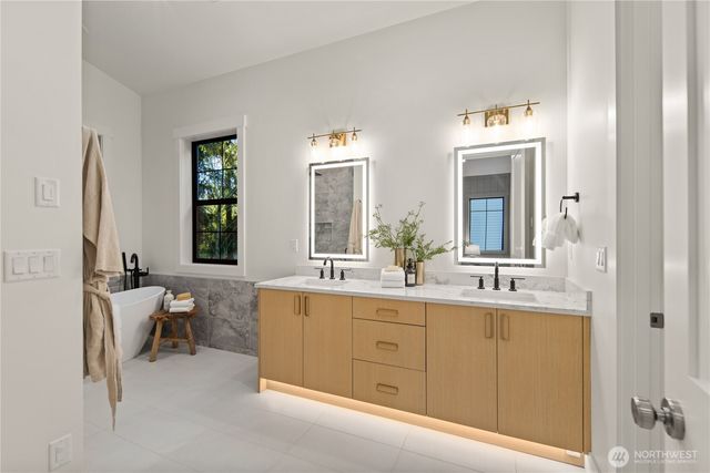 16656 NE 12th Street, Bellevue, WA 98008