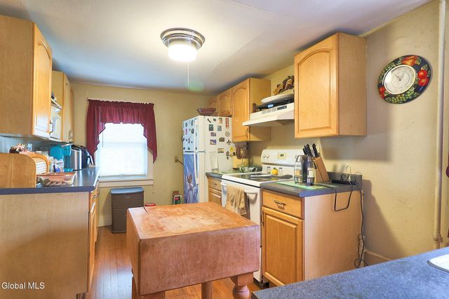 5 Cedar Street, Cohoes, NY 12047