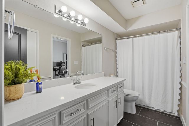 1622 Shadow Moss Way, Carrollton, TX 75007