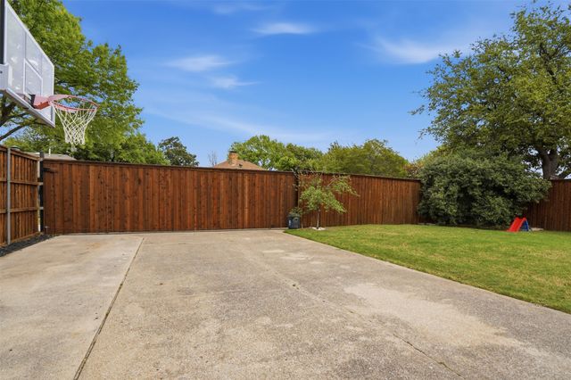 1622 Shadow Moss Way, Carrollton, TX 75007