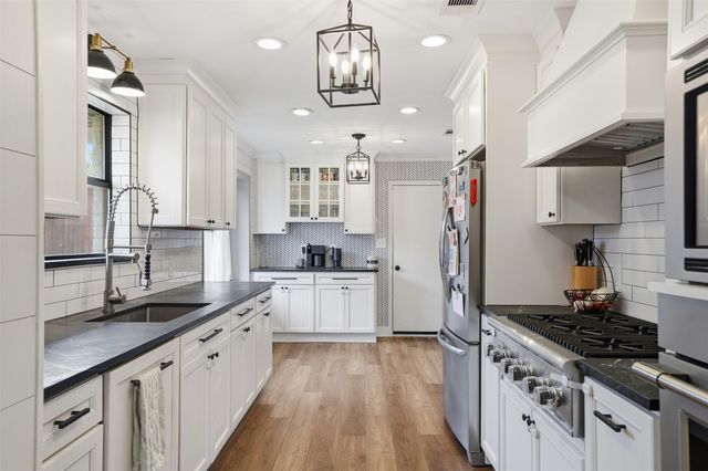 1622 Shadow Moss Way, Carrollton, TX 75007