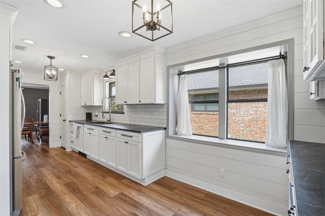 1622 Shadow Moss Way, Carrollton, TX 75007