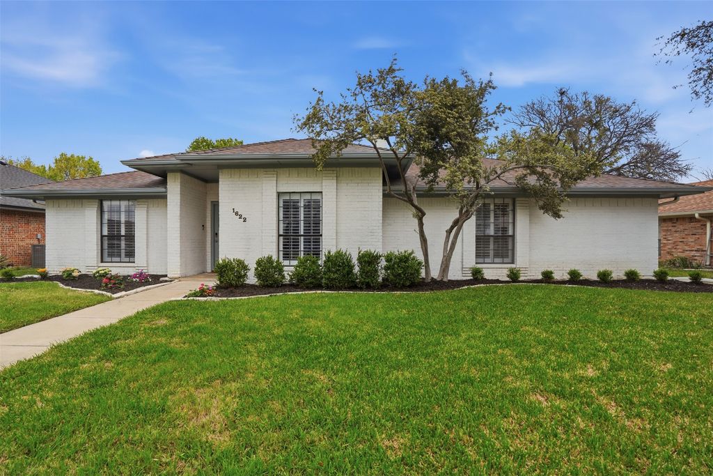 1622 Shadow Moss Way, Carrollton, TX 75007