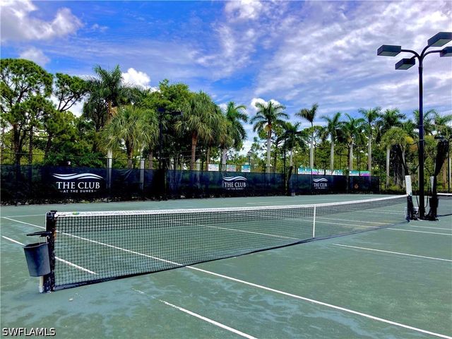275 Indies WAY 805, Naples, FL 34110