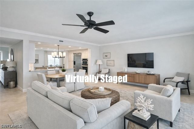 275 Indies WAY 805, Naples, FL 34110