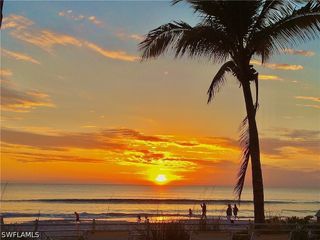275 Indies WAY 805, Naples, FL 34110