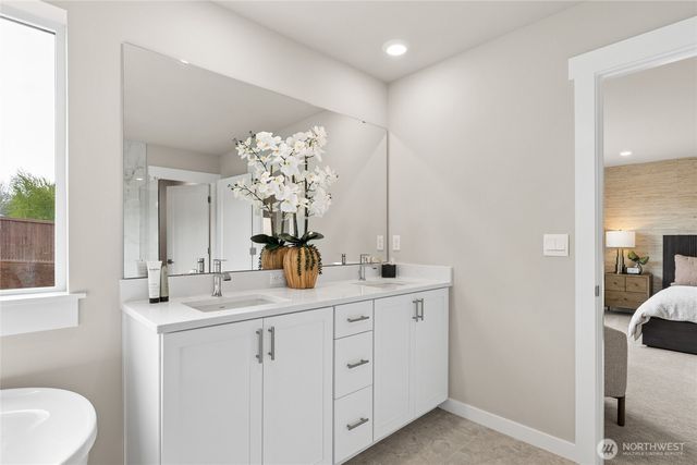 23642 SE 49th Street, Issaquah, WA 98027