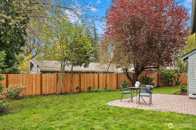 8608 196th Street SW, Edmonds, WA 98026