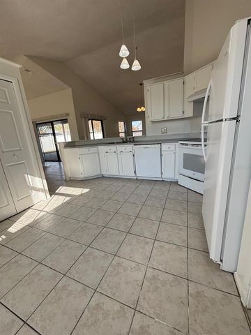 2211 FAIRMONT CIRCLE, Orlando, FL 32837