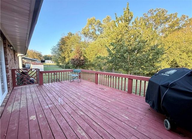 1616 Curtis Avenue, Pea Ridge, AR 72751