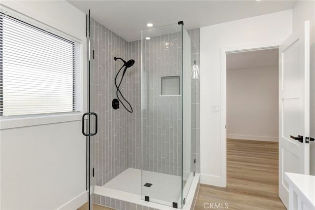 1090 Loma Drive, Hermosa Beach, CA 90254