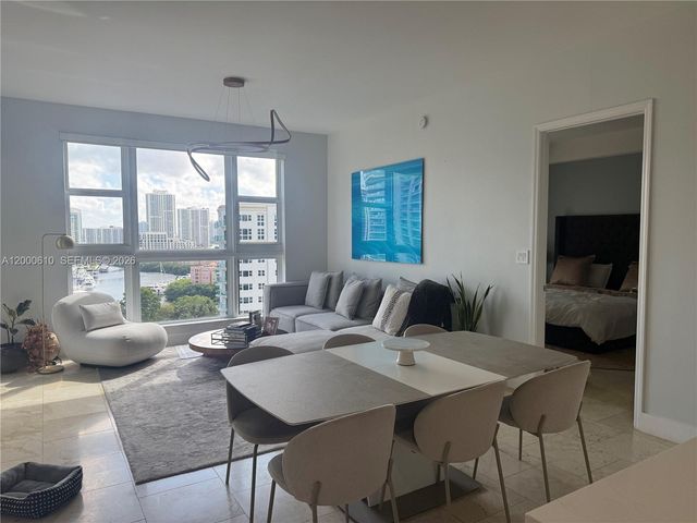 20000 E Country Club Dr PH09, Aventura, FL 33180