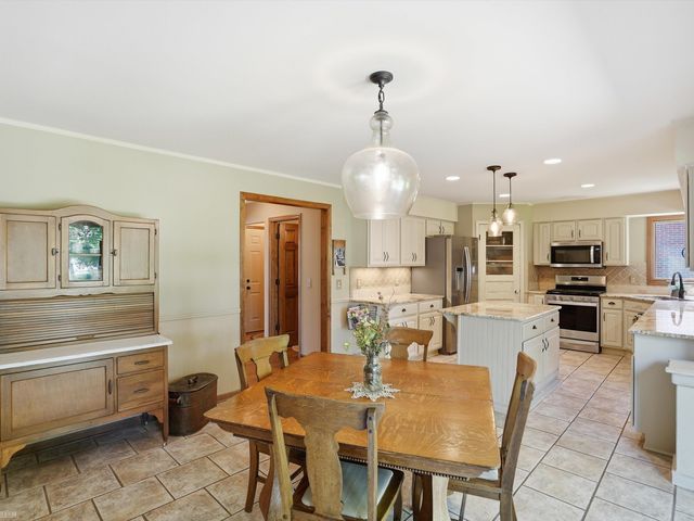 42199 Kyle Drive, Clinton Township, MI 48038