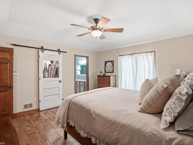 42199 Kyle Drive, Clinton Township, MI 48038