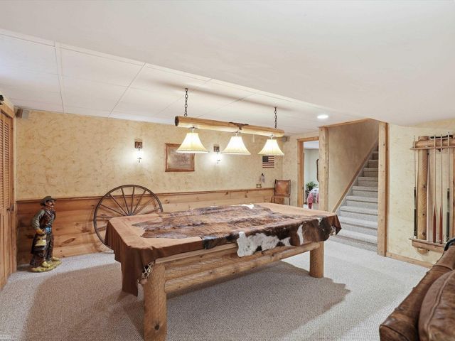 42199 Kyle Drive, Clinton Township, MI 48038