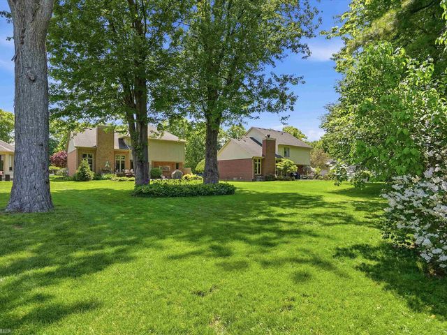 42199 Kyle Drive, Clinton Township, MI 48038