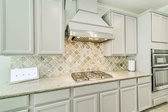 170 Hearthshire Circle, The Woodlands, TX 77354