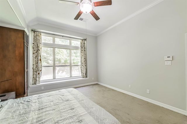 170 Hearthshire Circle, The Woodlands, TX 77354