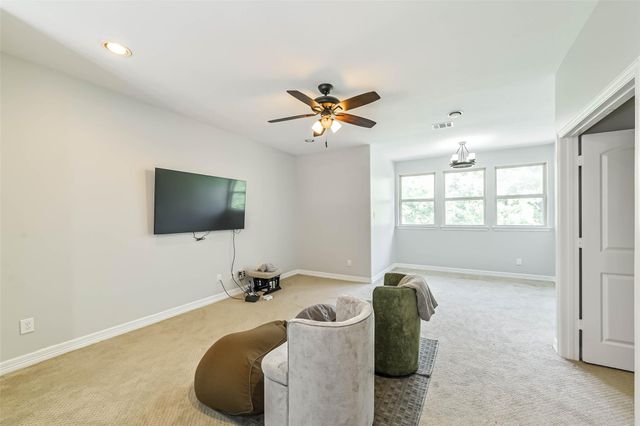170 Hearthshire Circle, The Woodlands, TX 77354