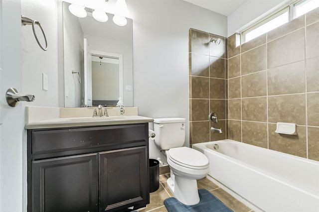 170 Hearthshire Circle, The Woodlands, TX 77354