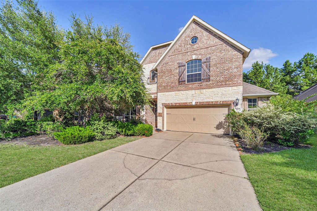 170 Hearthshire Circle, The Woodlands, TX 77354