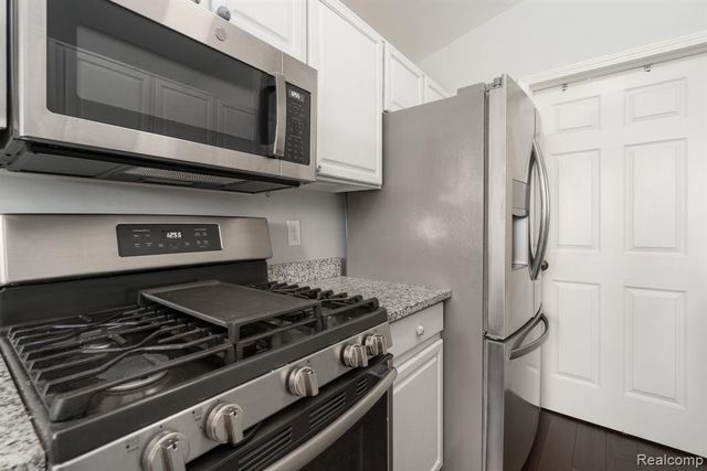 3019 Forest Creek Court, Ann Arbor, MI 48108