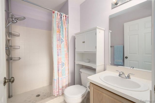 3019 Forest Creek Court, Ann Arbor, MI 48108