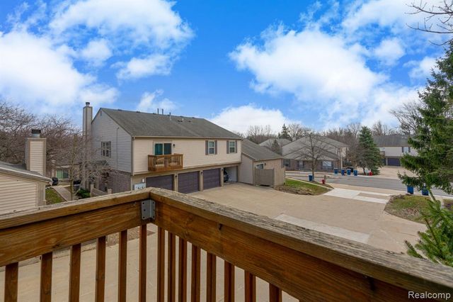 3019 Forest Creek Court, Ann Arbor, MI 48108