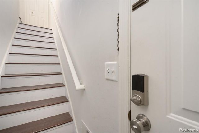 3019 Forest Creek Court, Ann Arbor, MI 48108