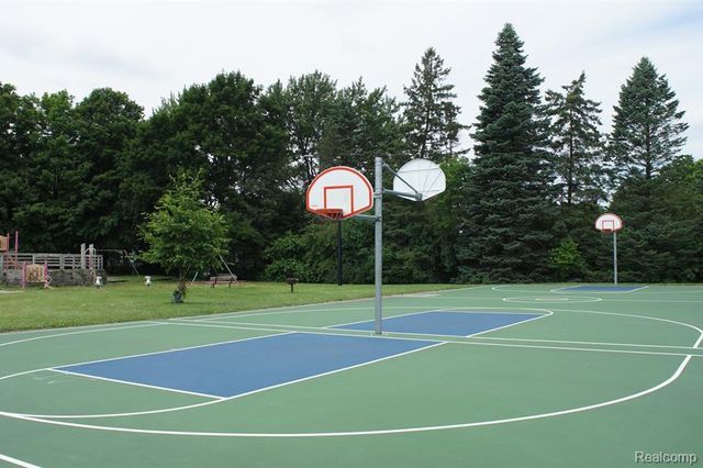 3019 Forest Creek Court, Ann Arbor, MI 48108