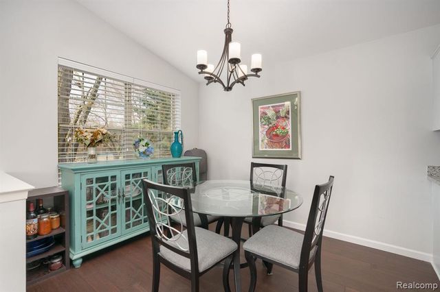 3019 Forest Creek Court, Ann Arbor, MI 48108