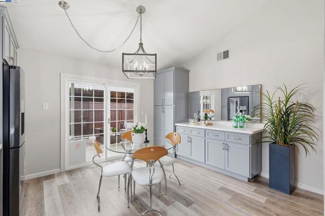 34319 Chester Ct, Fremont, CA 94555