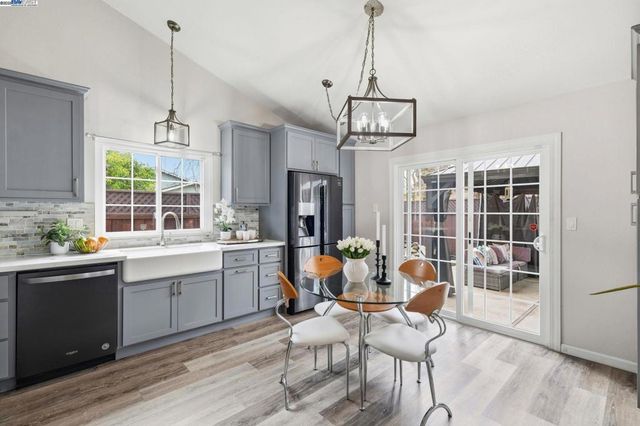 34319 Chester Ct, Fremont, CA 94555