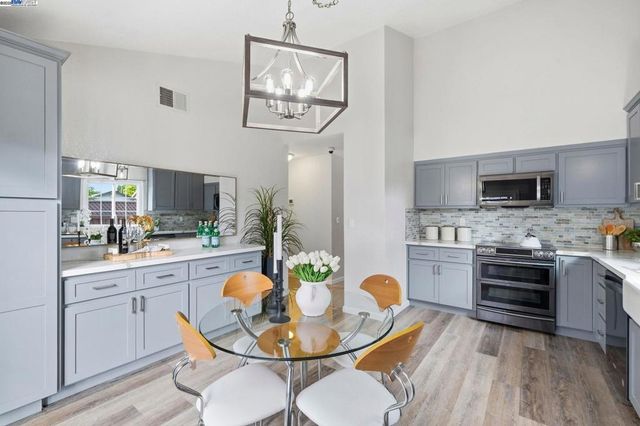 34319 Chester Ct, Fremont, CA 94555