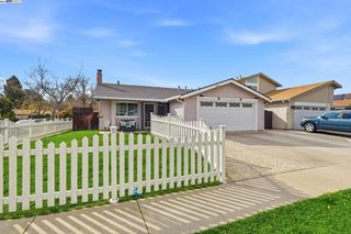 34319 Chester Ct, Fremont, CA 94555