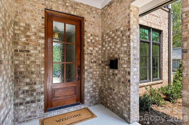 815 Manhasset Road, Charlotte, NC 28209